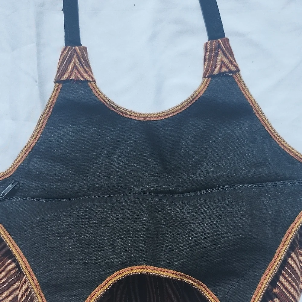 Elegant Black and Brown Pleated Shoulder Bag